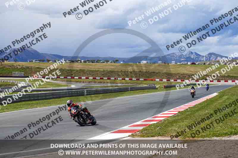 cadwell no limits trackday;cadwell park;cadwell park photographs;cadwell trackday photographs;enduro digital images;event digital images;eventdigitalimages;navarra;no limits trackdays;peter wileman photography;racing digital images;trackday digital images;trackday photos